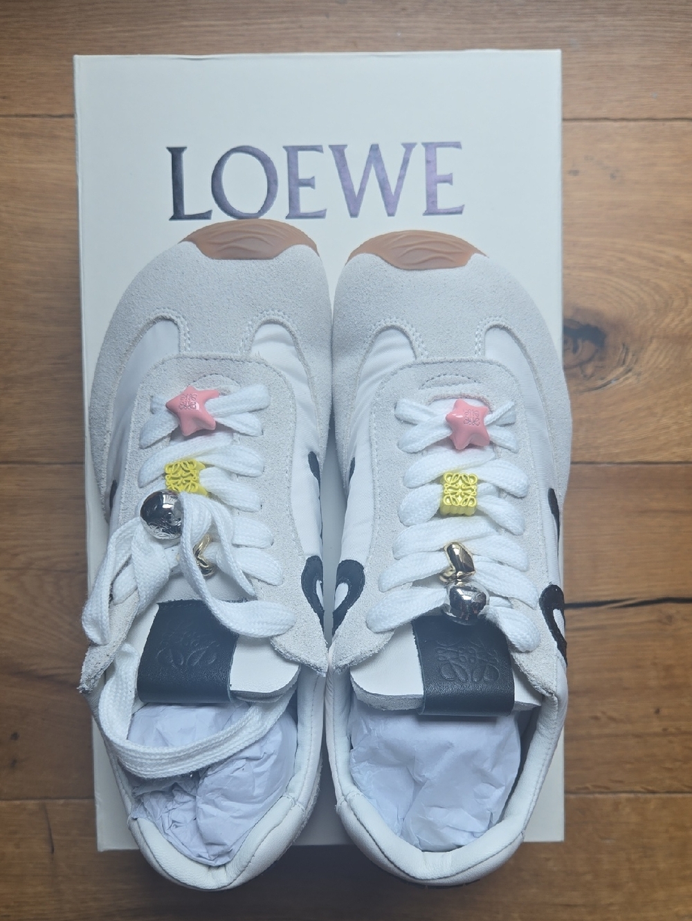 Loewe Ballet Runner Sneakers EU 37 White Black Anagram Logo Leather Low Top - Picture 5 of 9